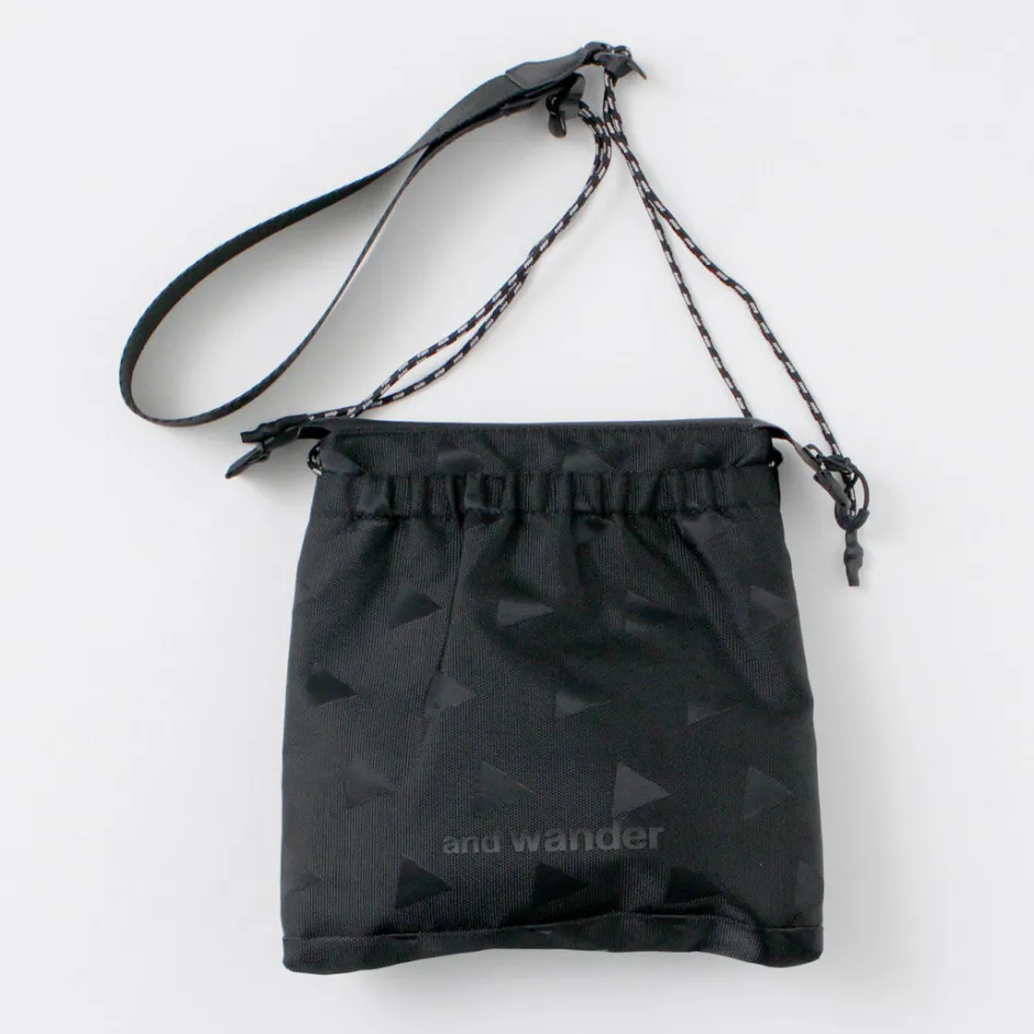 and_wander__triangle_jacquard_sakosh_2.webp Shoulder Bags^AND WANDER / Triangle Jacquard Sakosh