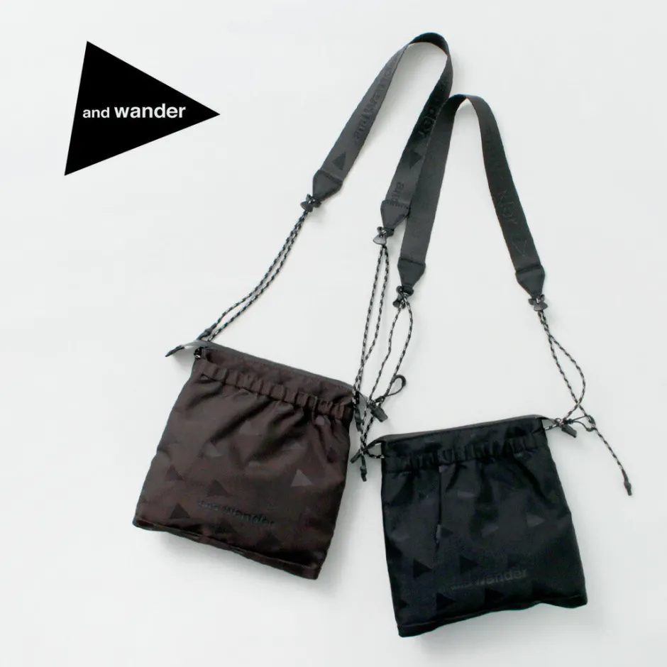 and_wander__triangle_jacquard_sakosh_3.webp Shoulder Bags^AND WANDER / Triangle Jacquard Sakosh