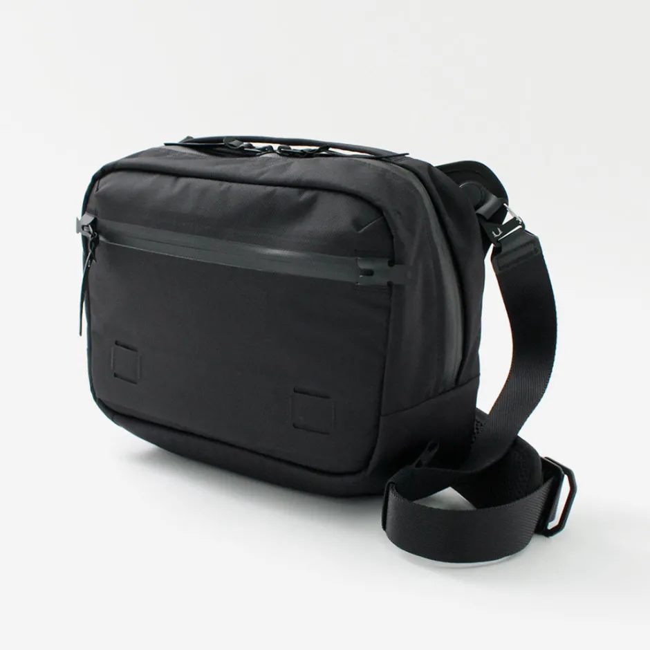 Shoulder Bags^BLACK EMBER / Grip-Sling 08L black