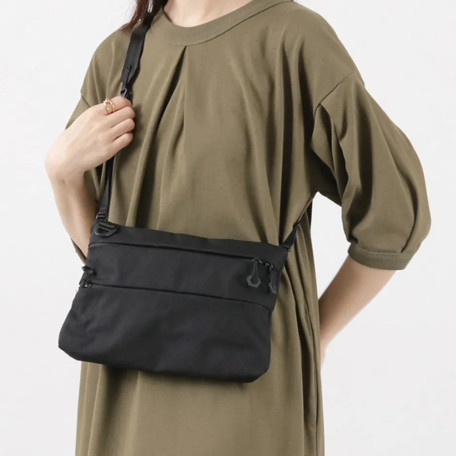 Shoulder Bags^F/CE. F/CE. / Cordura Fire Resistant Vertical Saccoche