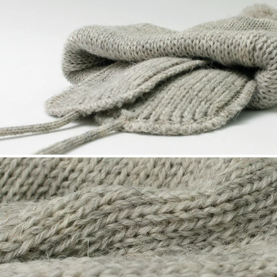 Hats^HIGHLAND 2000 / 3G Solid Bobcap Double Ear Cover and Pom Pom and Chin Rope (20cm)