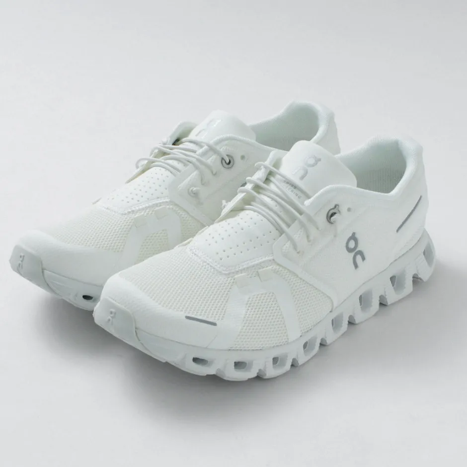Sneakers^ON / Cloud 5